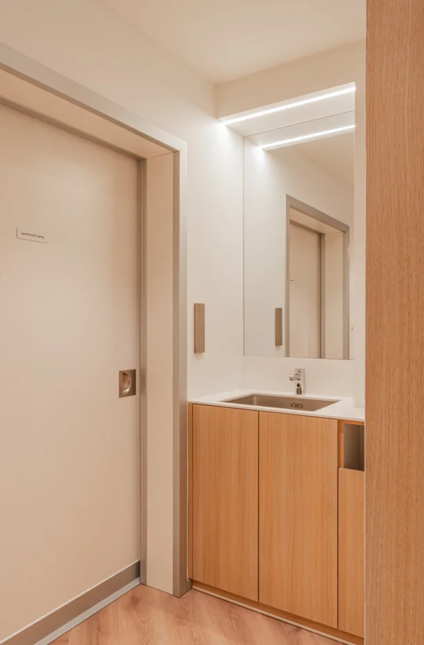 Pilar Shoots Oogkliniektzand LR 17