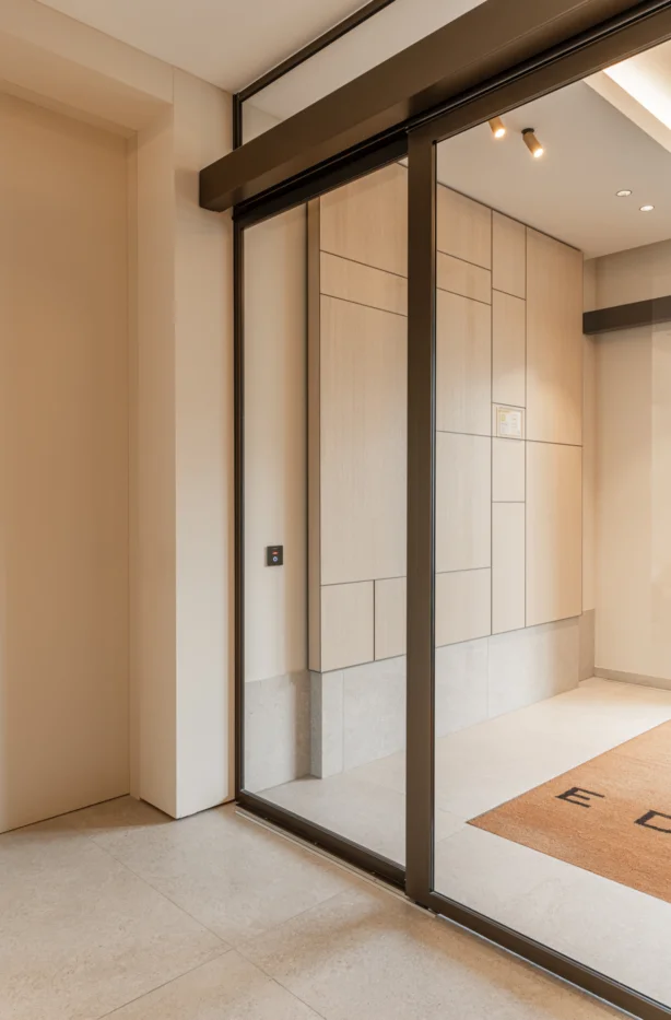 Pilar Shoots Edition Zoute LR 26